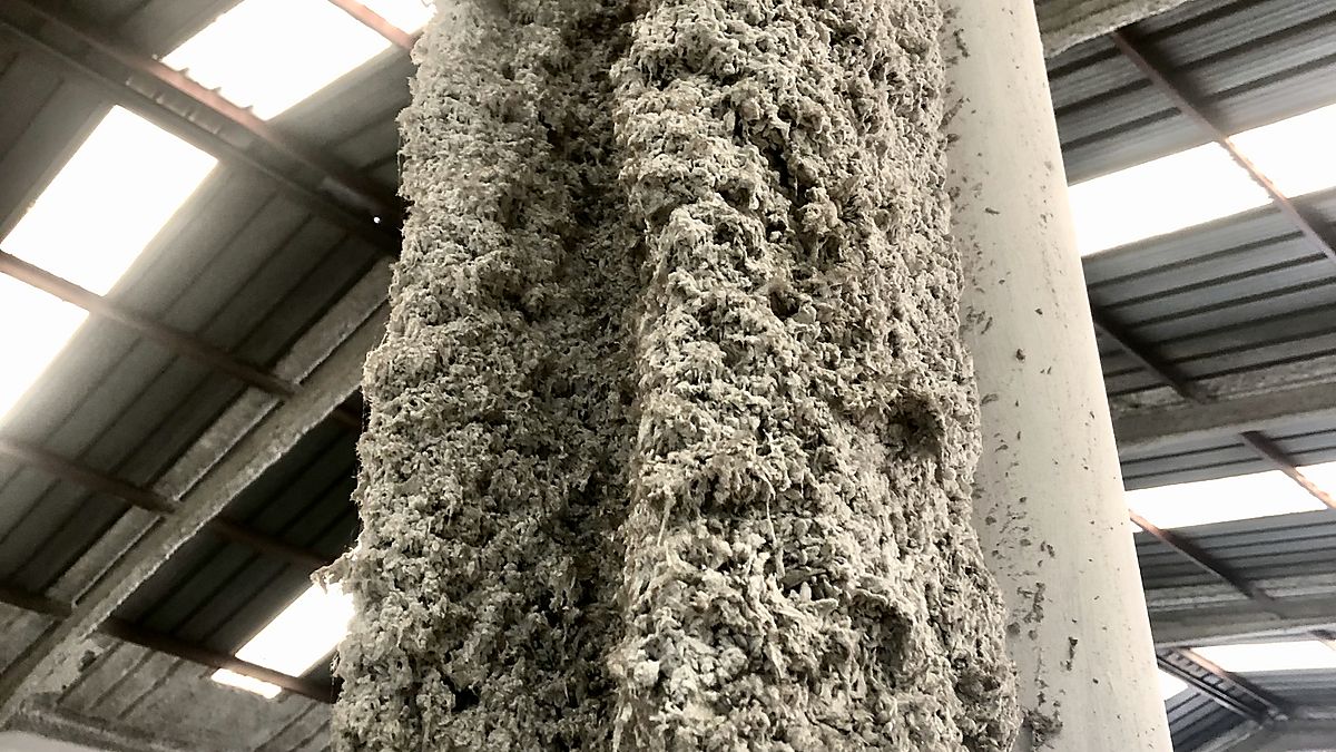 钢结构膨胀型防火涂料施工指南：从基层处理到验收全流程 application detail image