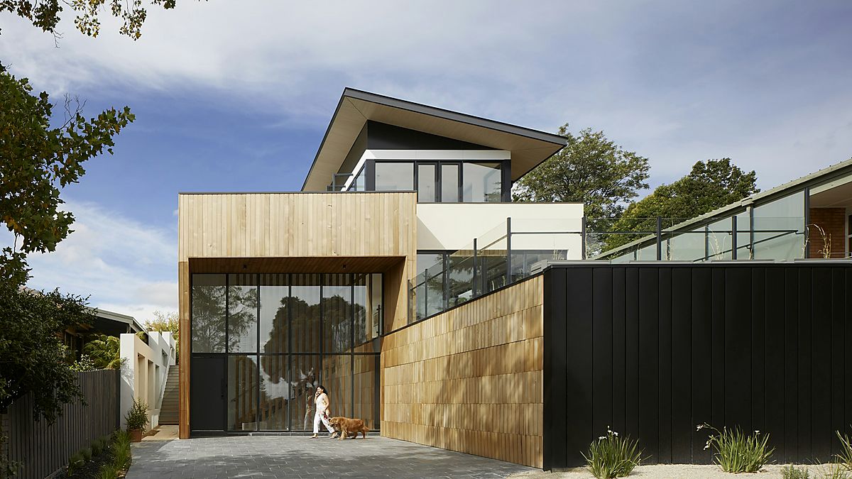 Transparent Fireproof Coating vs Traditional Wood Fire Retardants application detail image